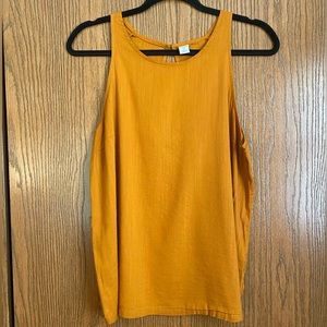 Old Navy Sleeveless Tank Mustard Color, Size Medium